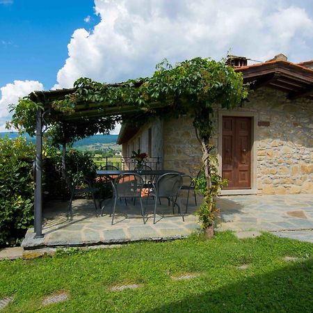 פופי Agriturismo Podere La Casaccia מראה חיצוני תמונה