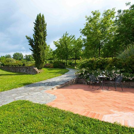 פופי Agriturismo Podere La Casaccia מראה חיצוני תמונה